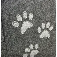 Gilde Tasche aus Filz dunkelgrau mit hellgrauen Pfoten